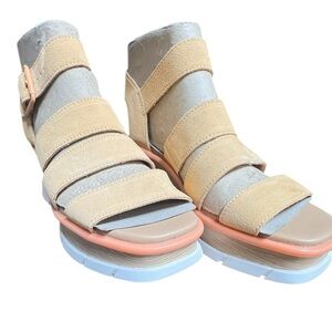 Sorel Joanie™ III Leather Sandal